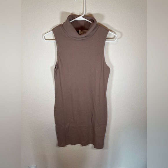 Hippie Rose Portobello Sleeveless Mini Dress - Picture 3 of 9